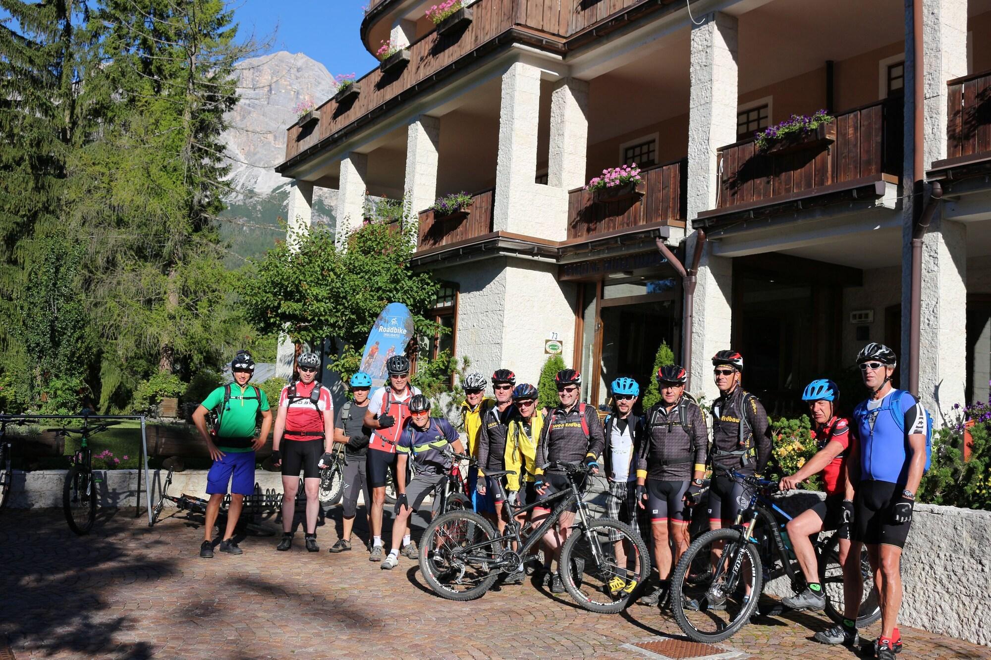 Boutique Hotel Villa Blu Cortina dʼAmpezzo Eksteriør bilde