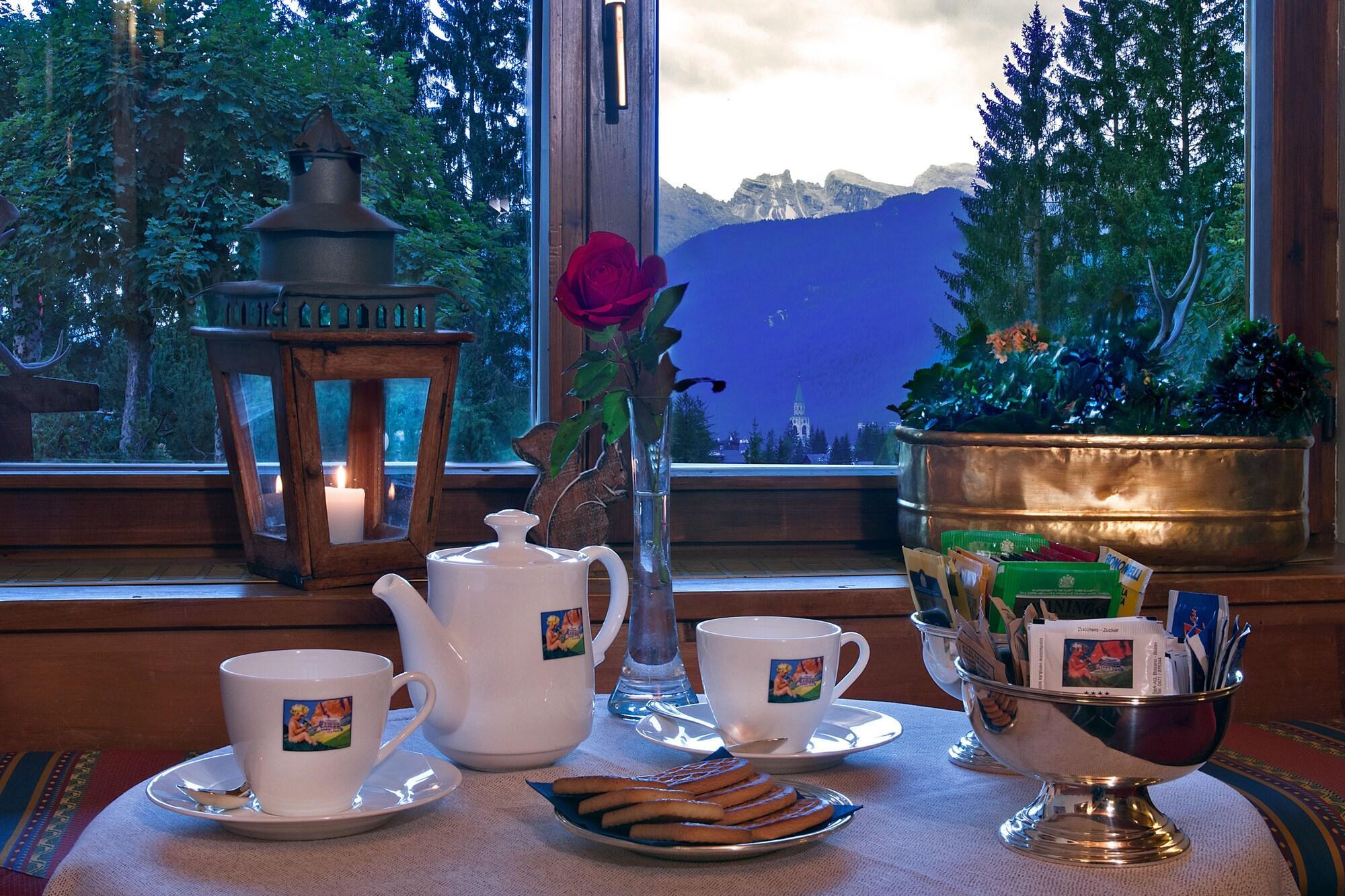 Boutique Hotel Villa Blu Cortina dʼAmpezzo Eksteriør bilde