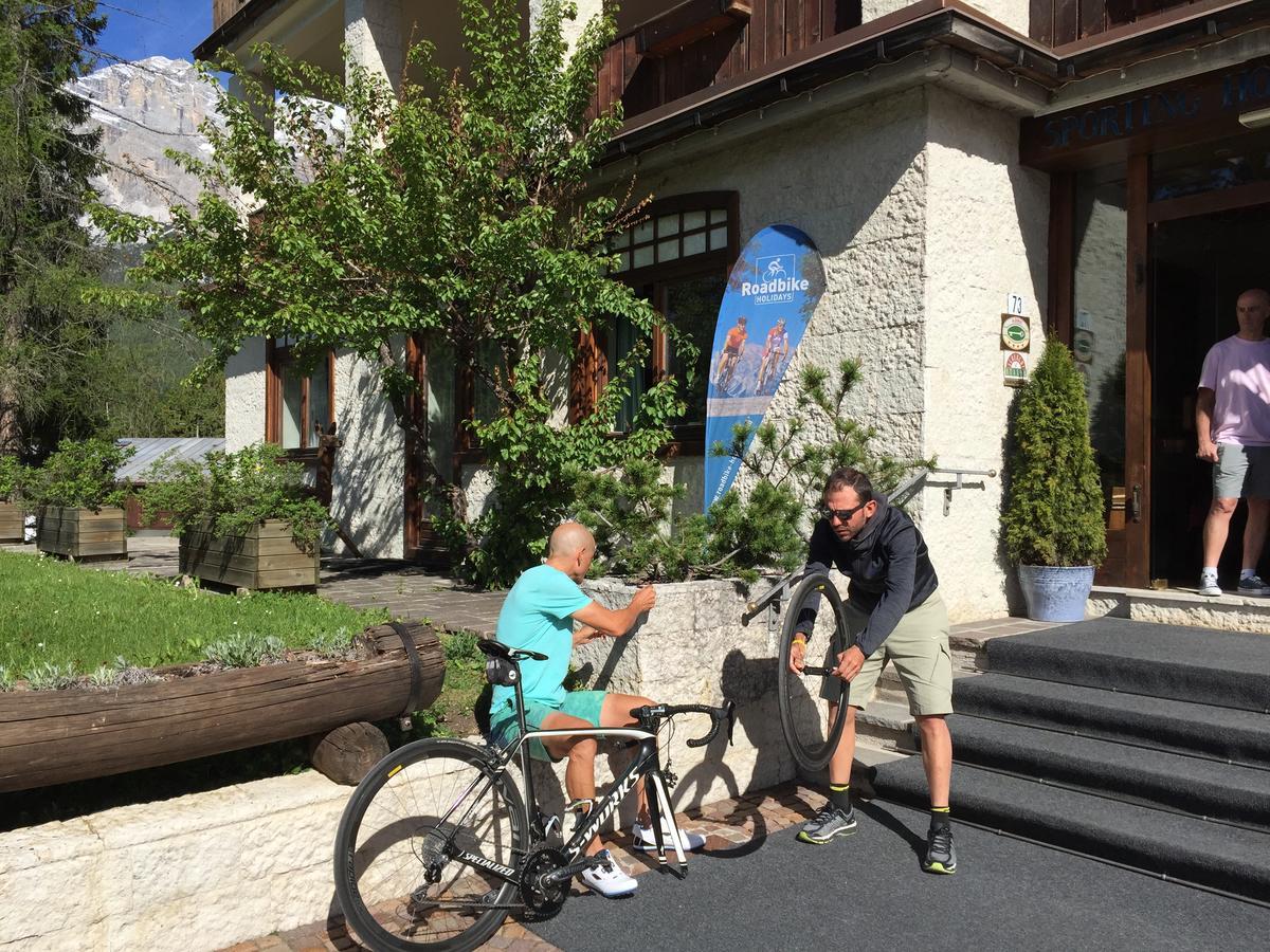 Boutique Hotel Villa Blu Cortina dʼAmpezzo Eksteriør bilde